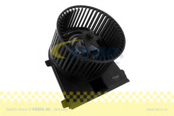 VAG 8D2 819 021 B Вентилятор салону; Пристрій для впуску, повітря в салоні